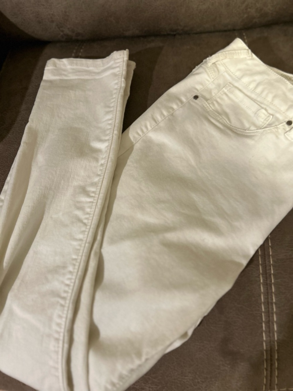 Soundstyle  Jessie fit Women’s Cream Skinny Jeans by Soundstyle - Slim Fit